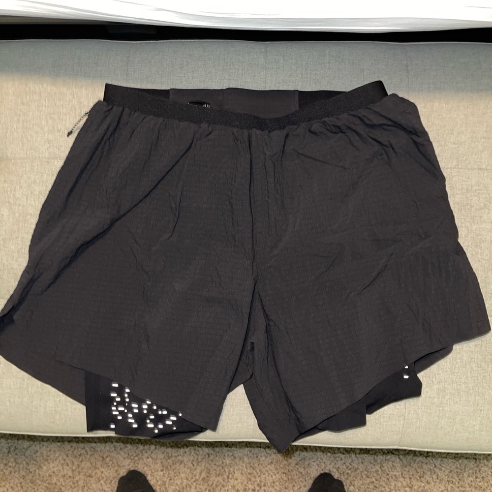 Lululemon Surge 6” Inseam Men’s Running Shorts